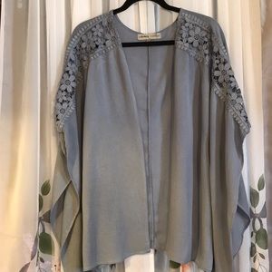 Sale🌺So Pretty! Open front Flowing cardigan